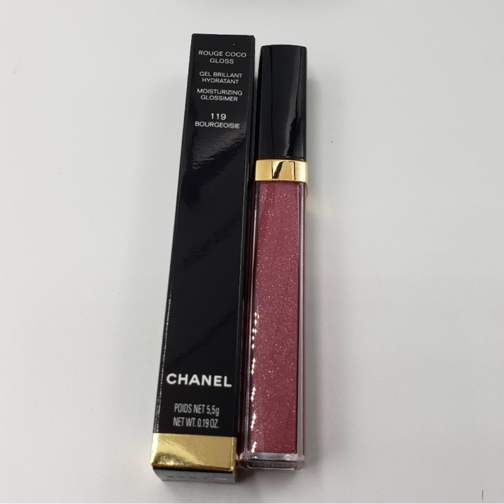CHANEL ROUGE COCO Lip Gloss in 119 Bourgeoisie